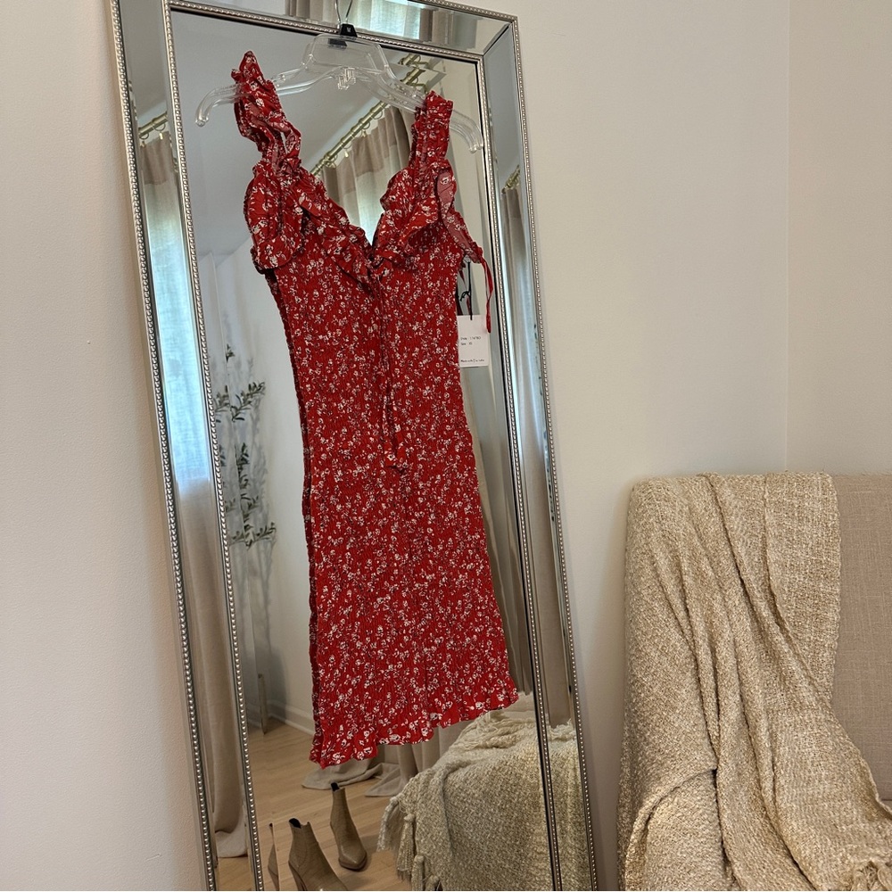 Ruffled Bodycon Midi Dress